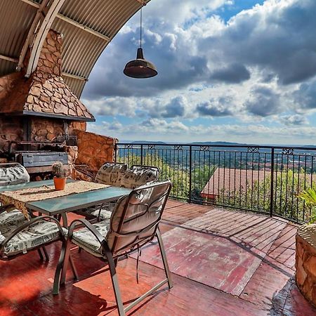 Grace Place Bnb Pretoria Bed & Breakfast Bagian luar foto