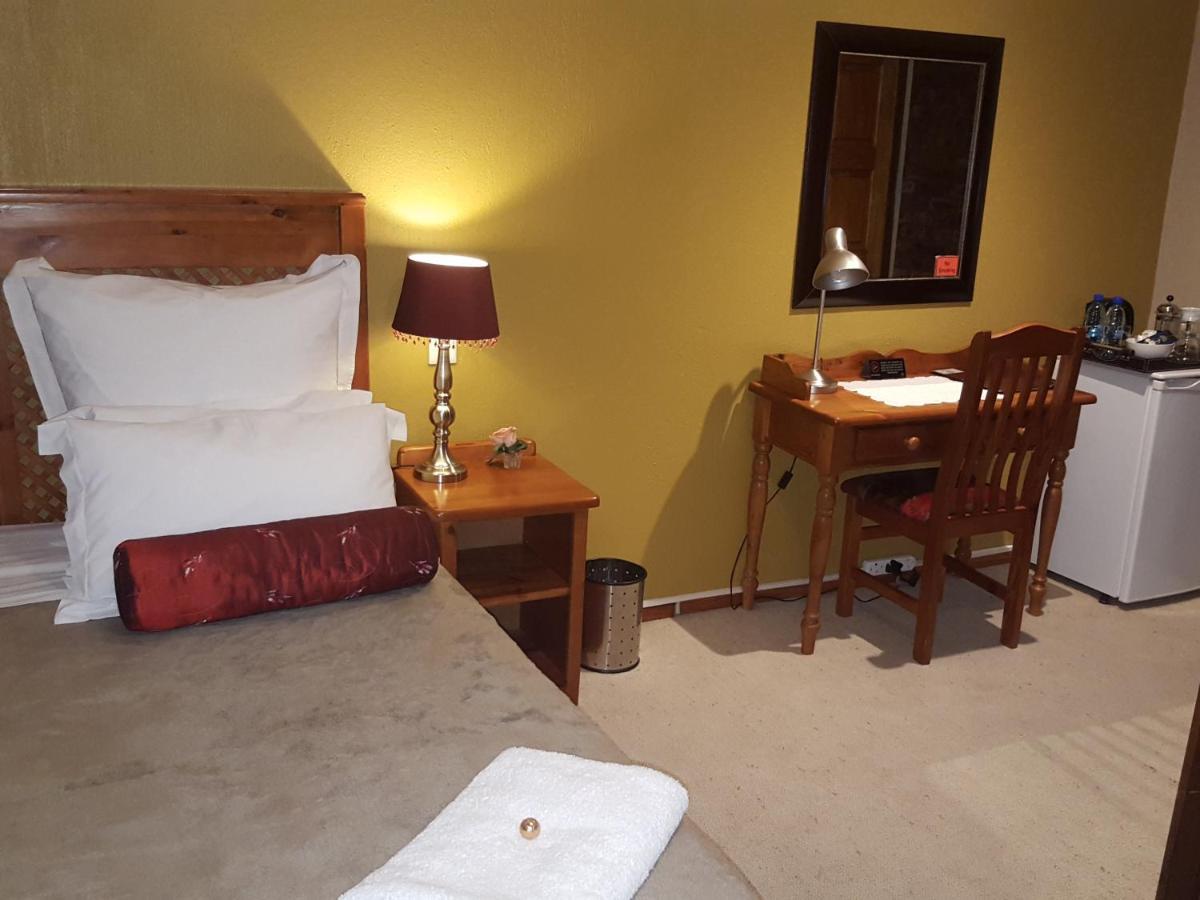 Grace Place Bnb Pretoria Bed & Breakfast Bagian luar foto