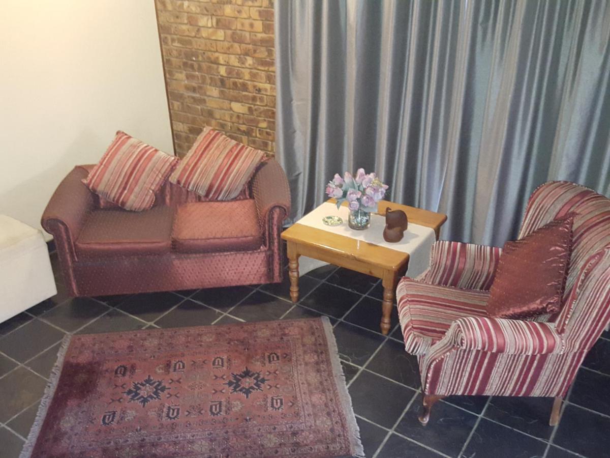 Grace Place Bnb Pretoria Bed & Breakfast Bagian luar foto