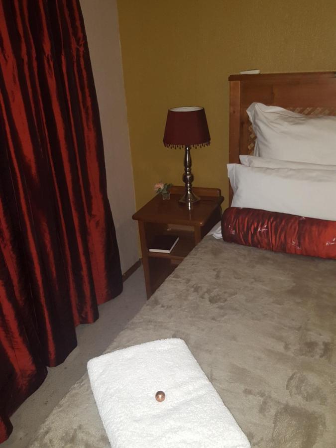 Grace Place Bnb Pretoria Bed & Breakfast Bagian luar foto
