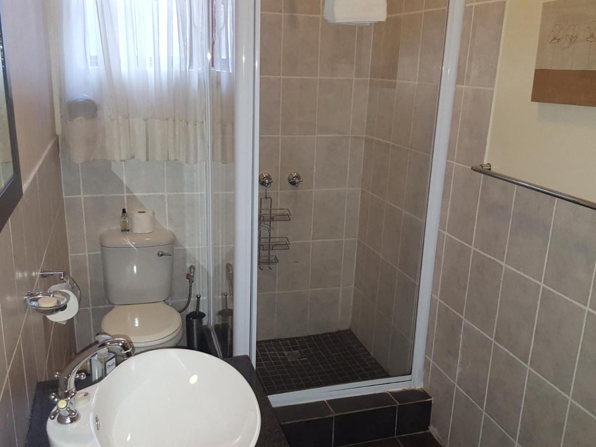 Grace Place Bnb Pretoria Bed & Breakfast Bagian luar foto